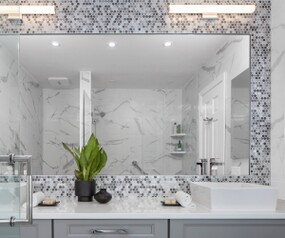 Mosic tile behide mirror in bathroom.jpg